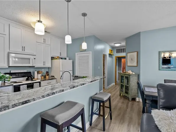 2312 Beach Haven Dr APT 104, Virginia Beach, VA 23451