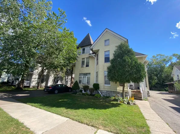 217 W Vine St APT 1, Kalamazoo, MI 49001