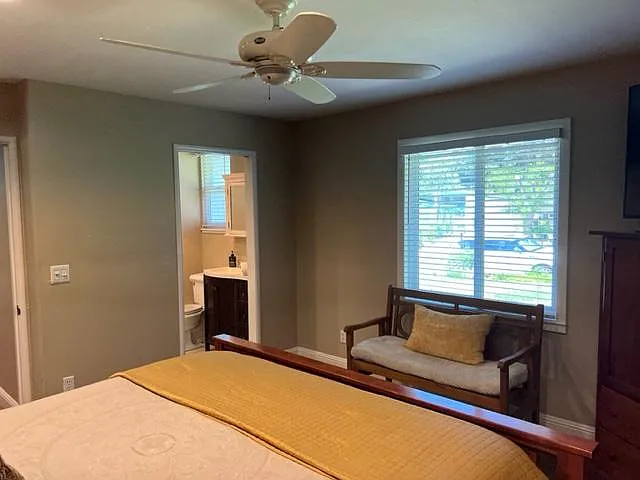 553 Bonita Ave — Photo 40