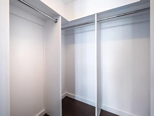 Rented by RELO REDAC INC. | media 16