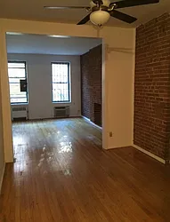 Rented by Acacia Realty