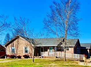 1915 Brunswick Dr, Maryville, TN 37803