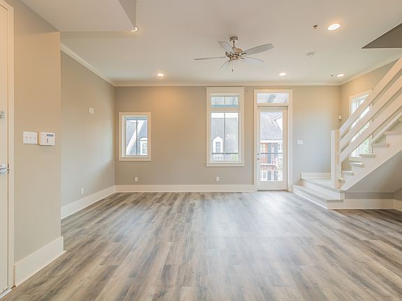 2nd image of 420 Richland Ave #201