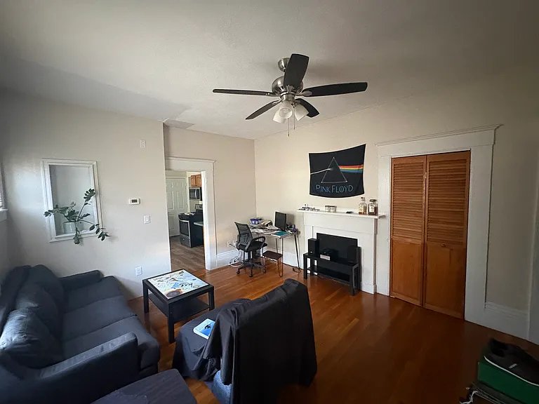 39 Houghton St #1 — Photo 12