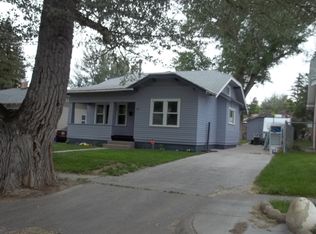 820 9th St, Rawlins, WY 82301
