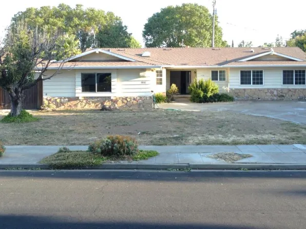 1370 McBain Ave, Campbell, CA 95008