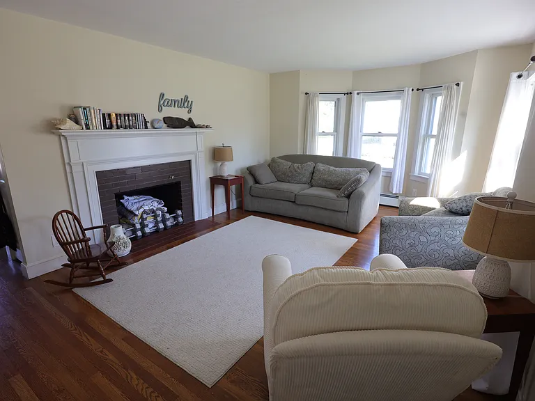 24 Pine Hill Ave #2 — Photo 10