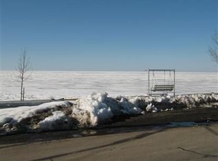 38332 Beachview Rd, Willoughby, OH 44094