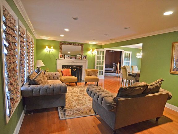 5th image of 1292 Port Washington Blvd