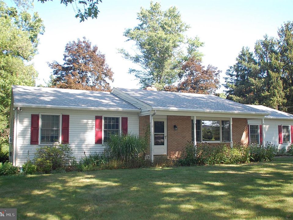 1st image of 883 Kulp Rd