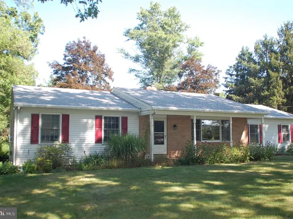 883 Kulp Rd, Harleysville, PA 19438