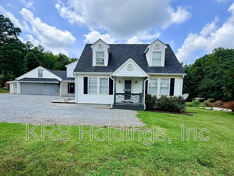 3413 Thomas Jefferson Rd — Photo 1