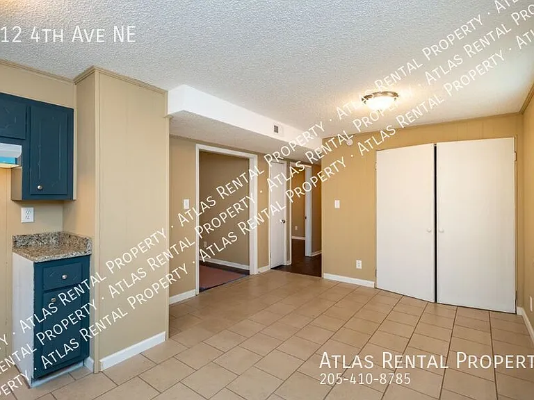 812 4th Ave NE — Photo 24