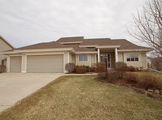 5618 Sandhill Dr, Middleton, WI 53562