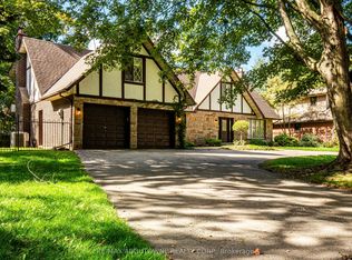 30 Birkbank Dr, Oakville, ON L6J 4Y9