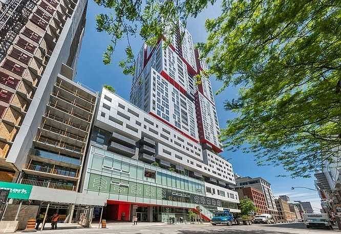1st image of 318 Richmond St W #3503