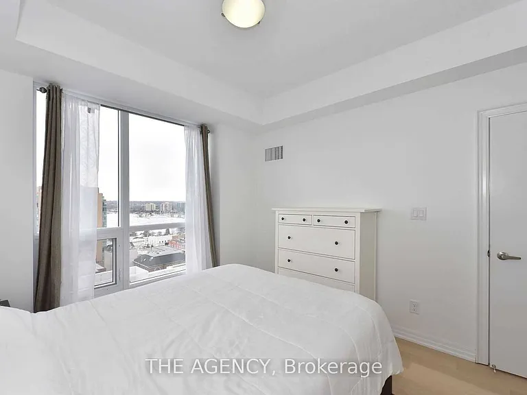 111 Worsley St #611 — Photo 6