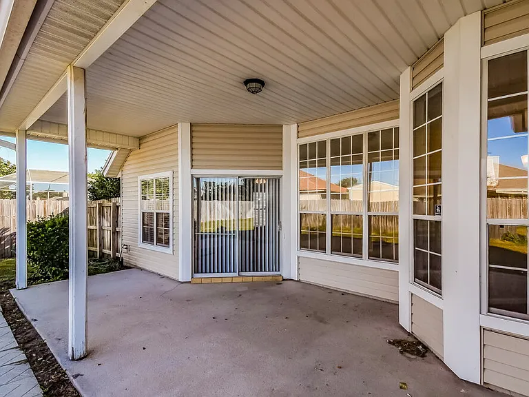 3948 Heavenside Ct — Photo 15