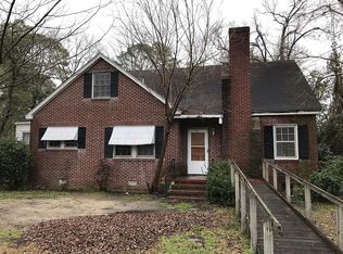 1407 Queens Rd, Kinston, NC 28501