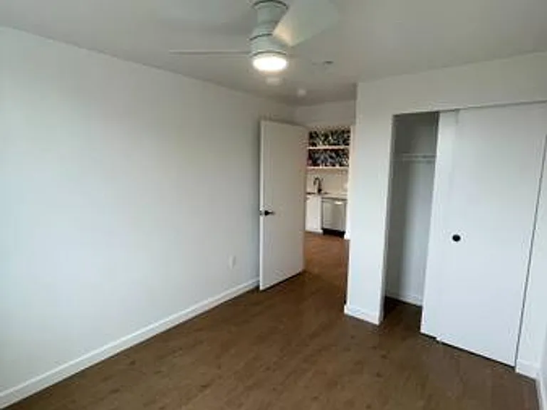 5560 NE 42nd Ave — Photo 11