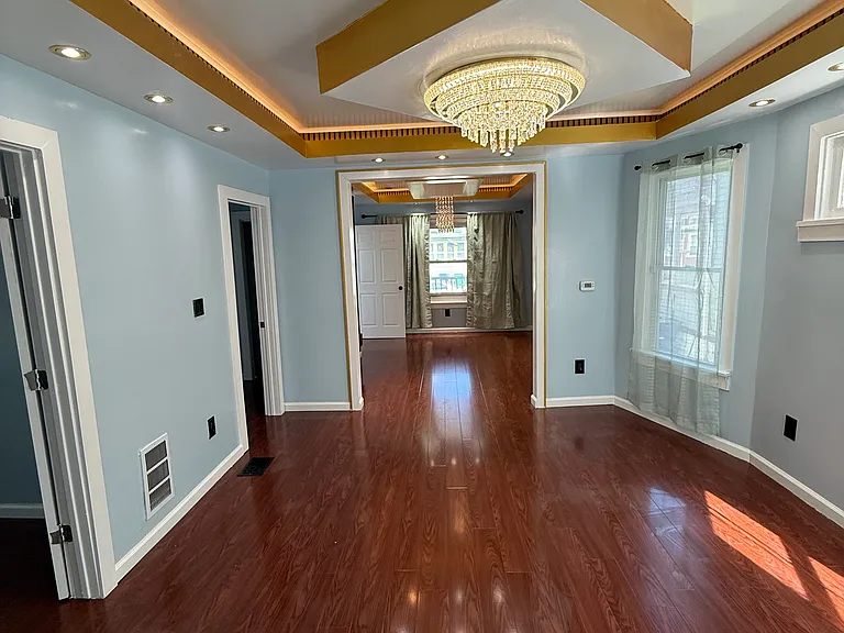246 Cambridge Ave #1 — Photo 9