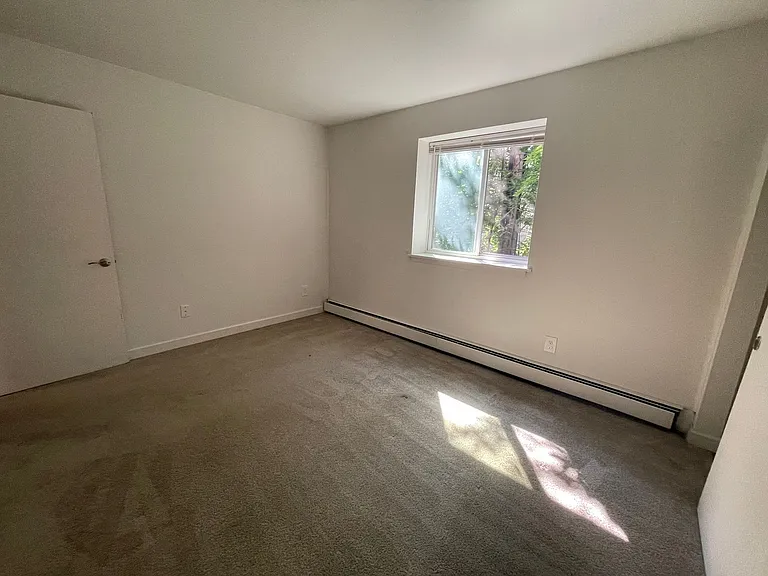 Ariel Place — Photo 40