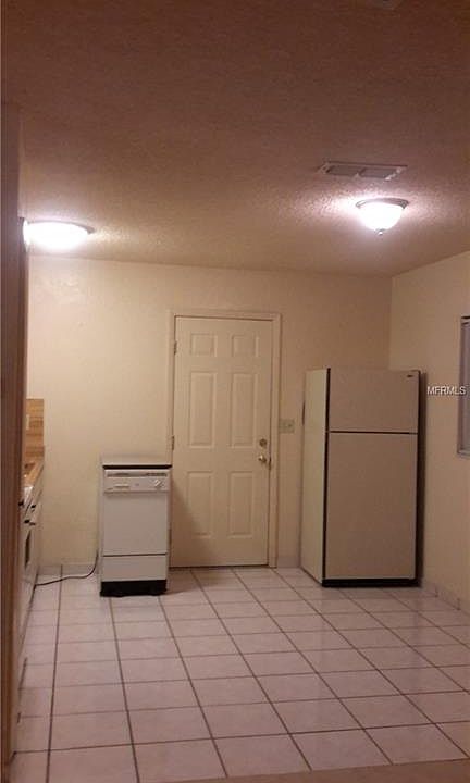 2nd image of 417 Las Palmas Cir #608