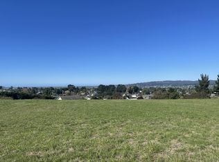 3613 Sunset View Dr, Fortuna, CA 95540