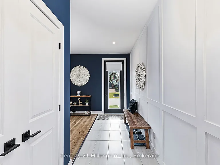 160 Sycamore St — Photo 4