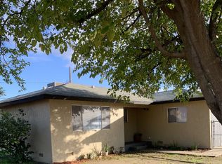 9550 Garden Dr, Hanford, CA 93230