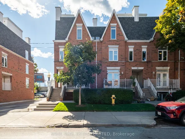 33 Sudbury St #3303, Toronto, ON M6J 3W6