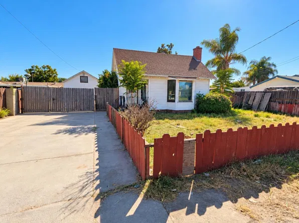 4801 Morro Dr, Bakersfield, CA 93307