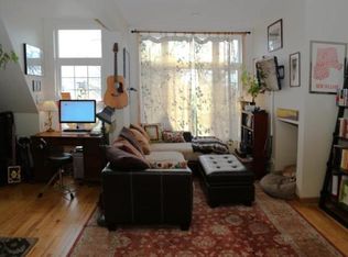1941 N Kimball Ave #3, Chicago, IL 60647