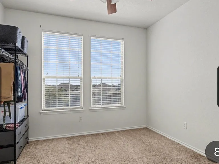 1327 Tweed Willow — Photo 5