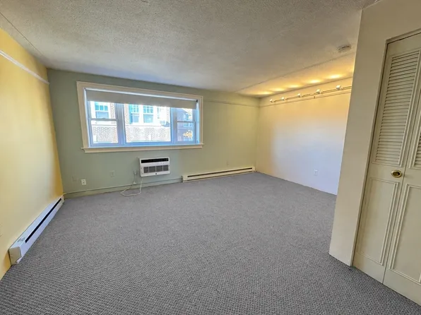 1691 Cambridge St APT 42, Cambridge, MA 02138