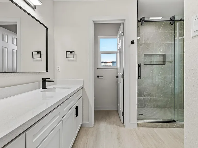 13414 Ravensway Dr — Photo 20