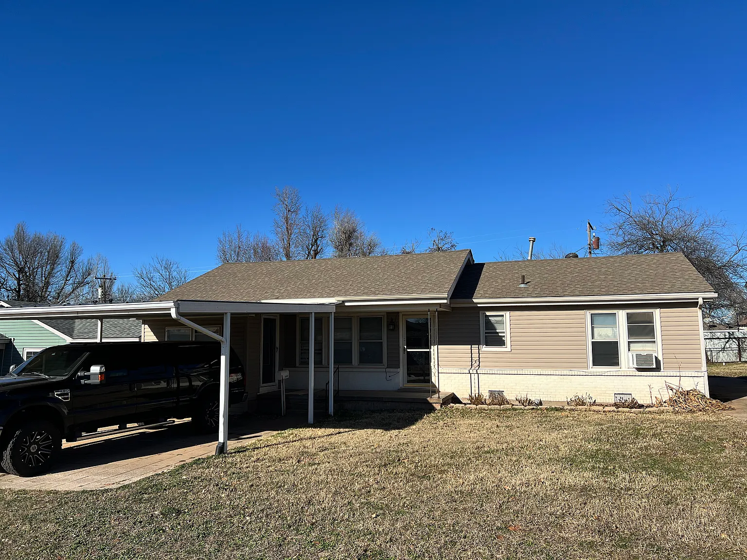 3 bed, 1030 sqft, $1,250 — Photo 1