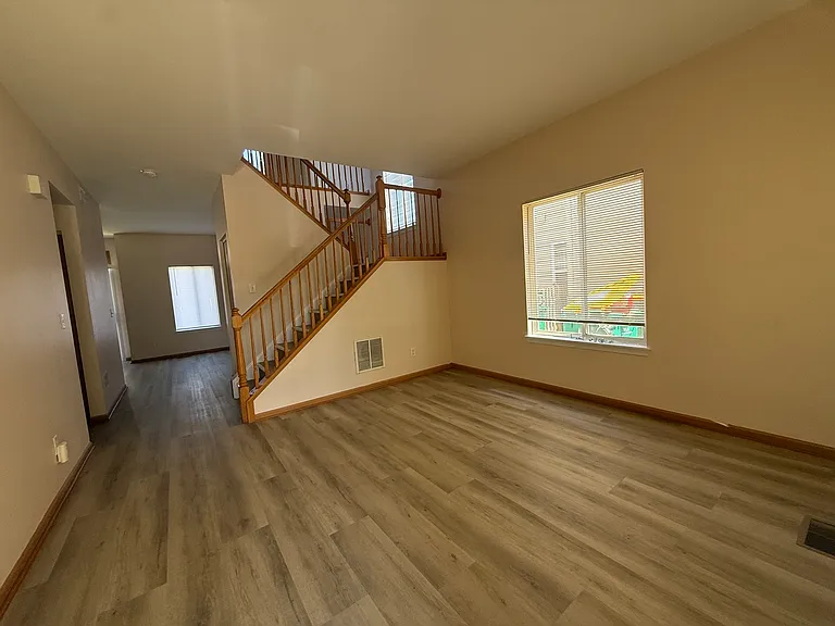 757 Bayles Dr — Photo 7