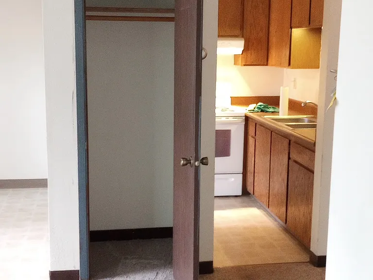 402 W Cottonwood Ave #2 — Photo 2