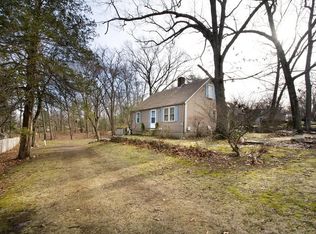 35 Smith Rd, Hingham, MA 02043