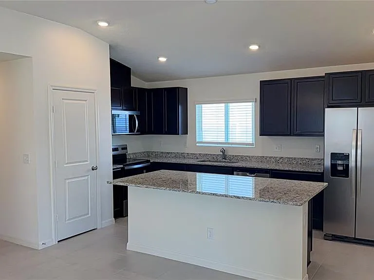 2905 Lavanda Dr — Photo 10