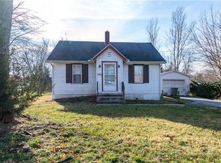 1635 W Kenwood Ct, Decatur, IL 62526