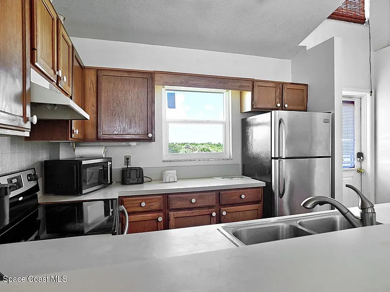 8519 S Highway A1A — Photo 4