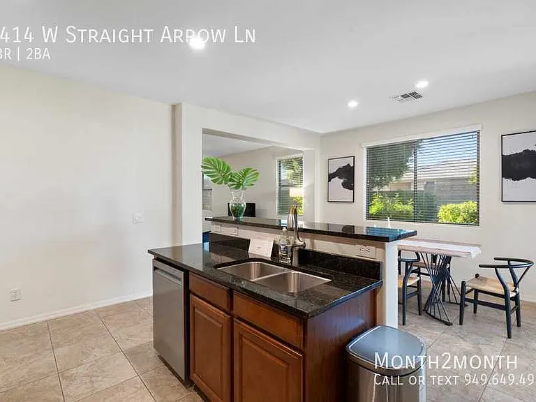5414 W Straight Arrow Ln — Photo 9