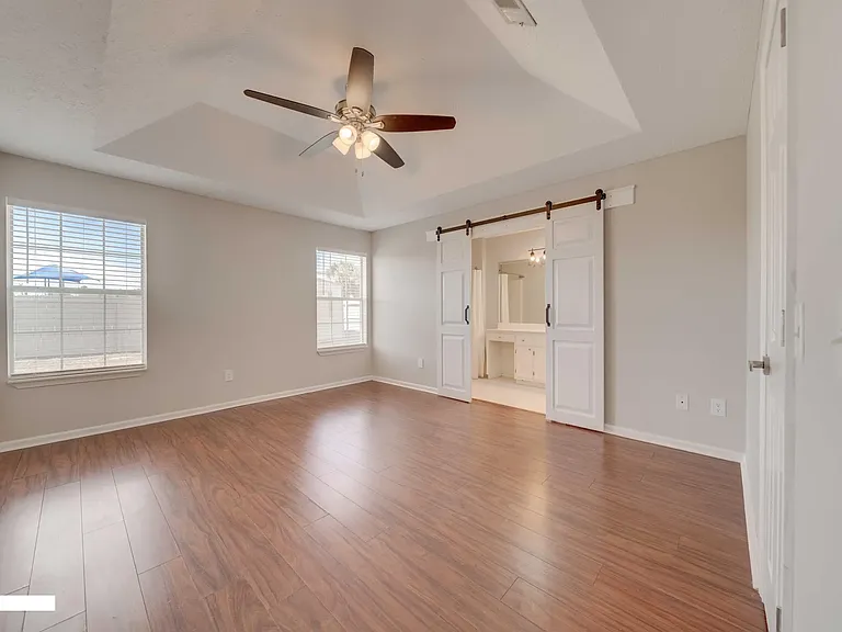 102 Byrd Dr — Photo 11