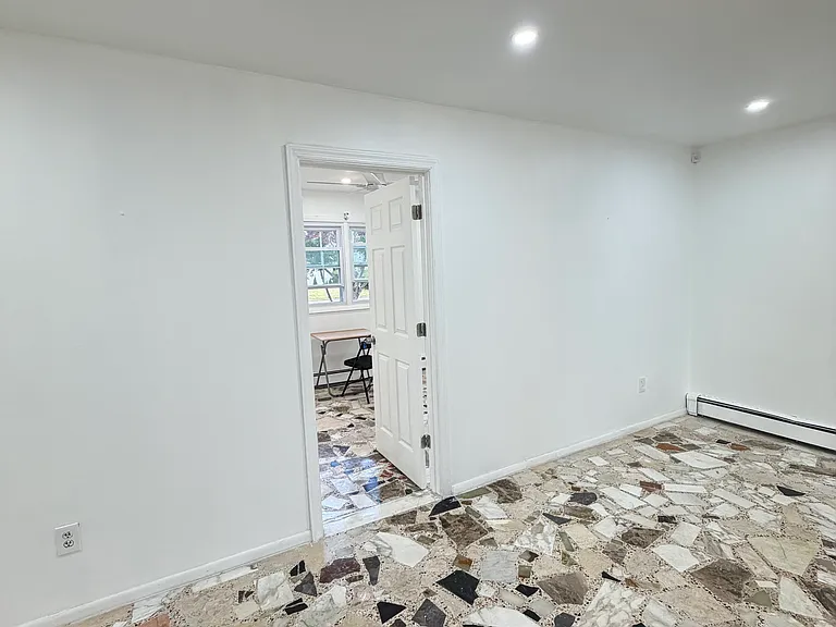 528 Jayne Blvd #1F — Photo 19