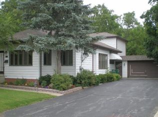 237 S Seymour Ave, Grayslake, IL