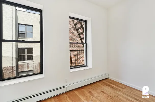 Rented by REZI | media 18