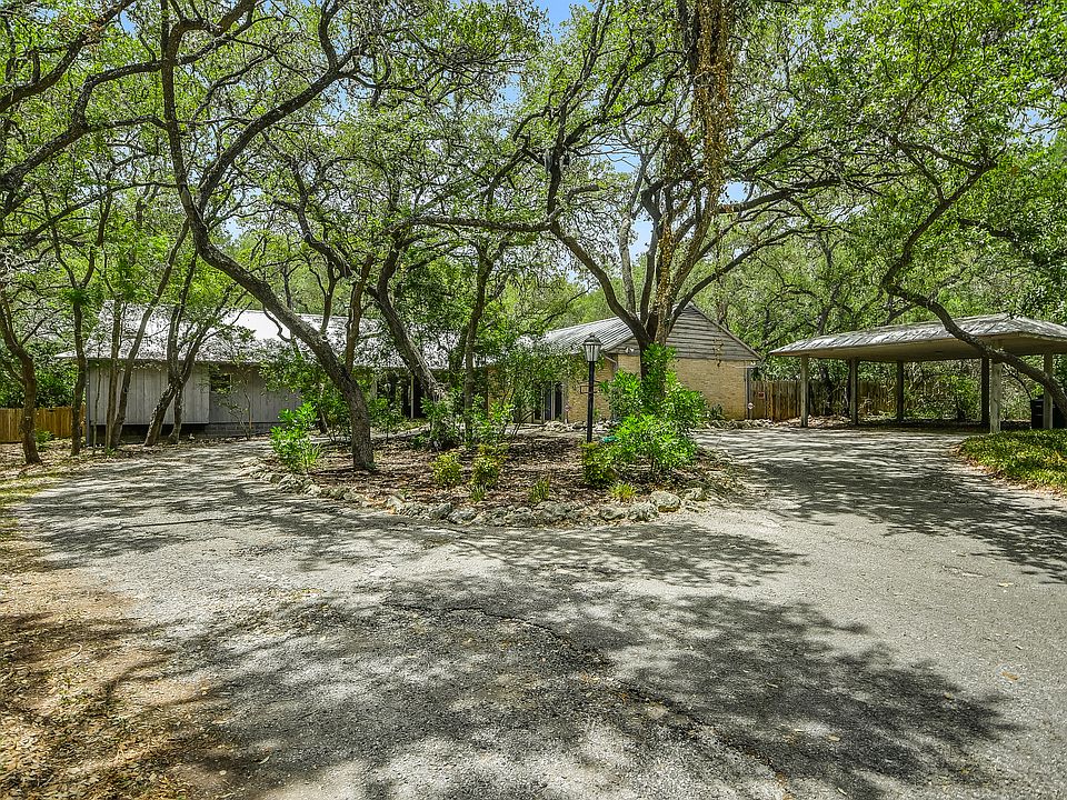 1st image of 3102 S Valley View Ln