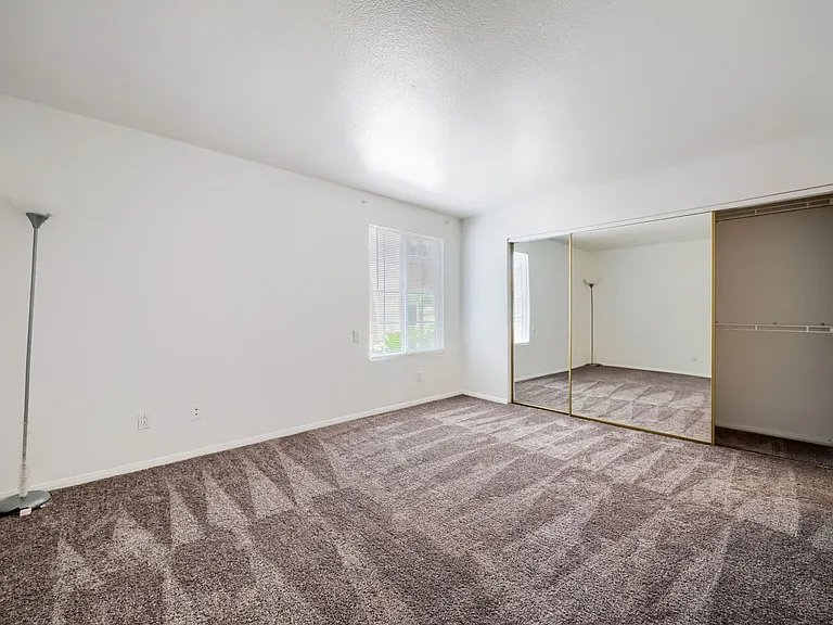 9325 W Desert Inn Rd #177 — Photo 17
